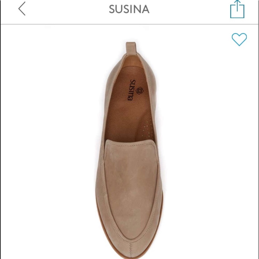🌟New Markdown!🌟Neutral flats. Like new.